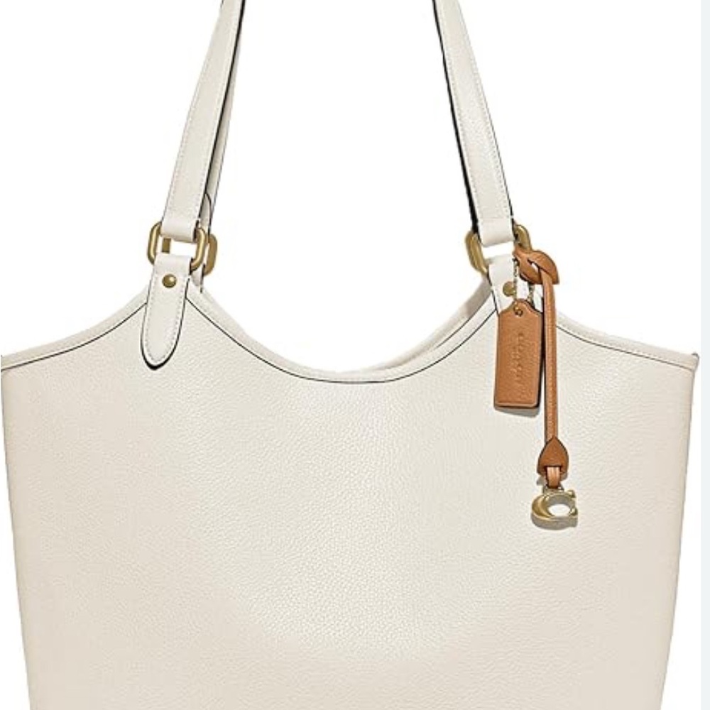 Elegant COACH Pebble Cream Tote